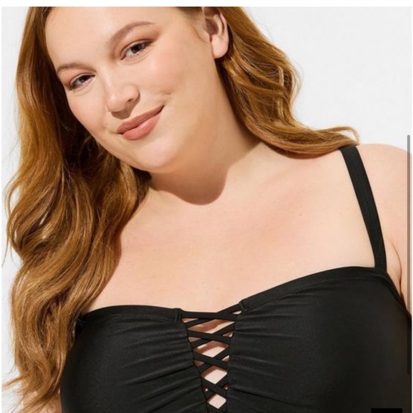 Torrid Swimsuit Lattice Front Cage - One Piece Ruched Retro Wireless za. - Picture 11 of 16
